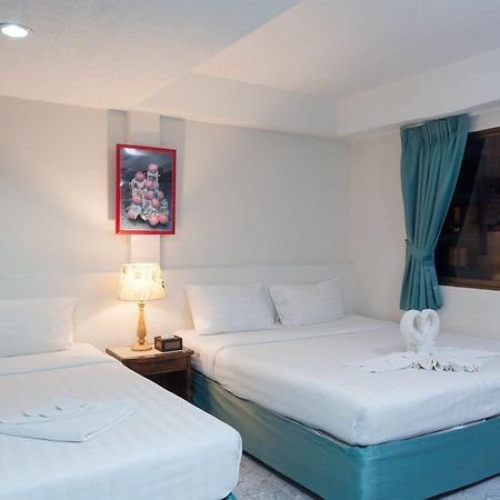 Simple Boutique Seabreeze Hotel Patong Luaran gambar