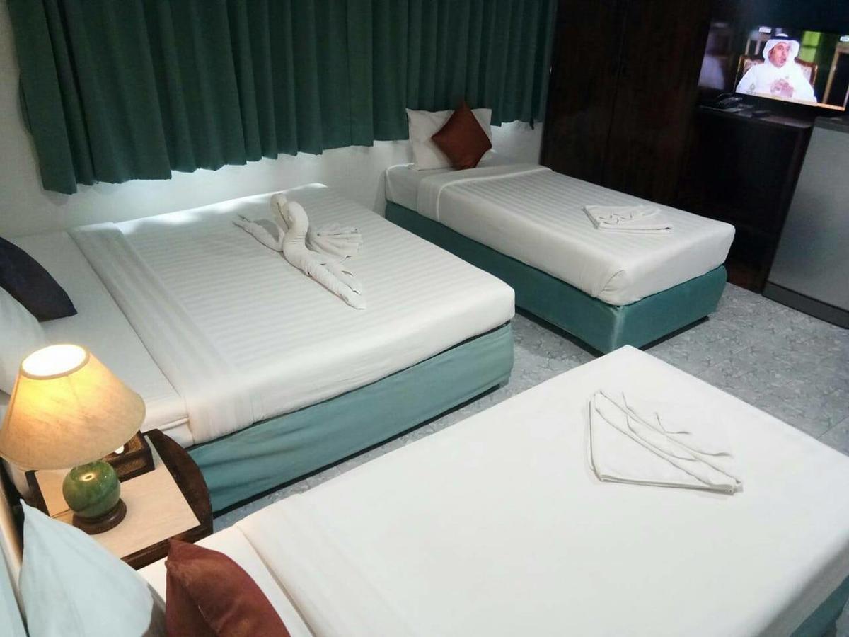 Simple Boutique Seabreeze Hotel Patong Luaran gambar