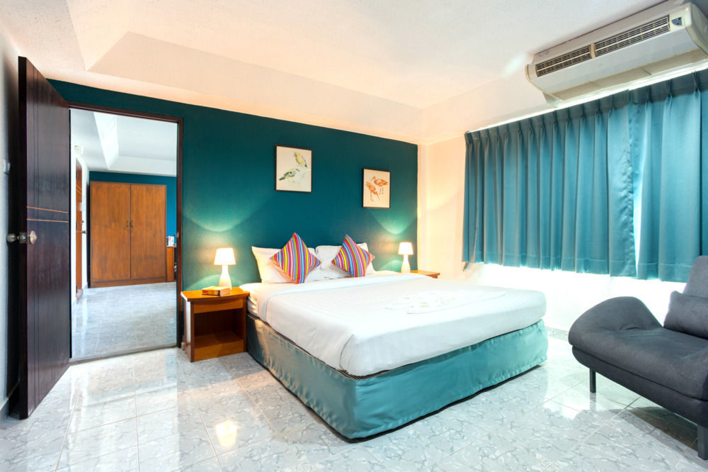 Simple Boutique Seabreeze Hotel Patong Luaran gambar