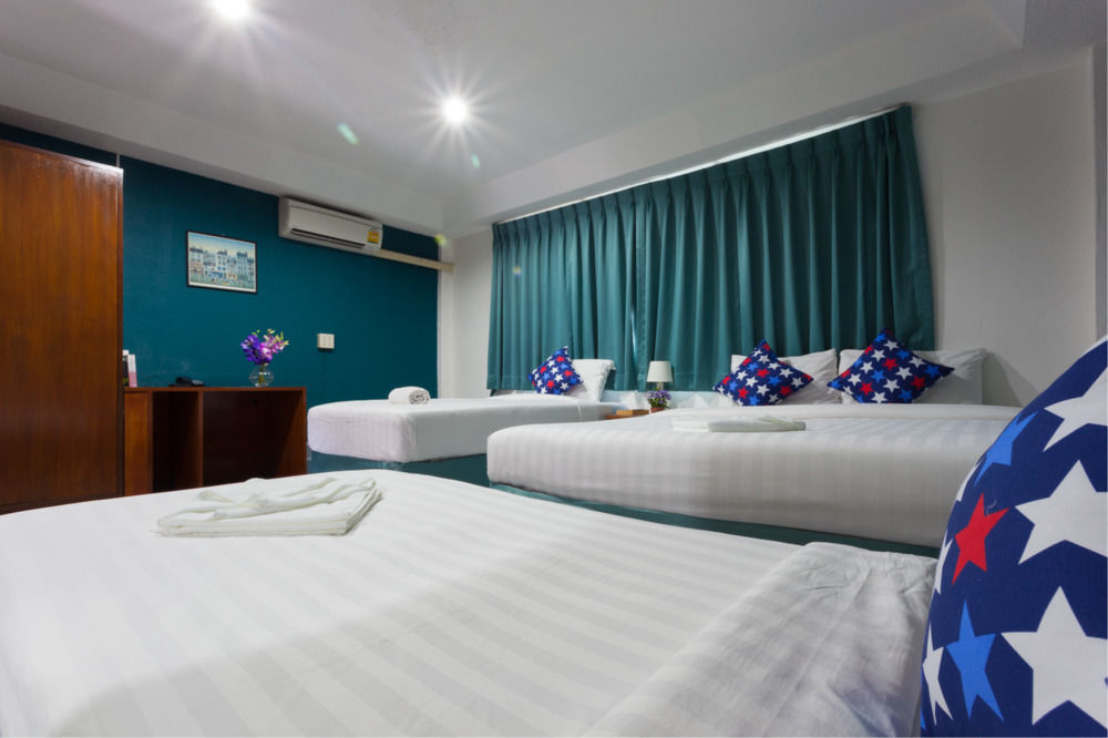 Simple Boutique Seabreeze Hotel Patong Luaran gambar