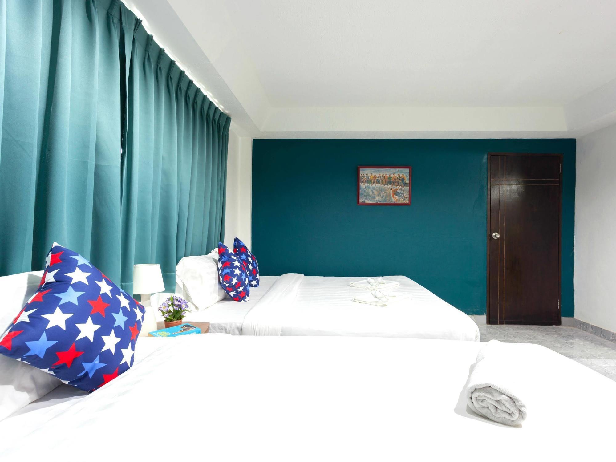 Simple Boutique Seabreeze Hotel Patong Luaran gambar
