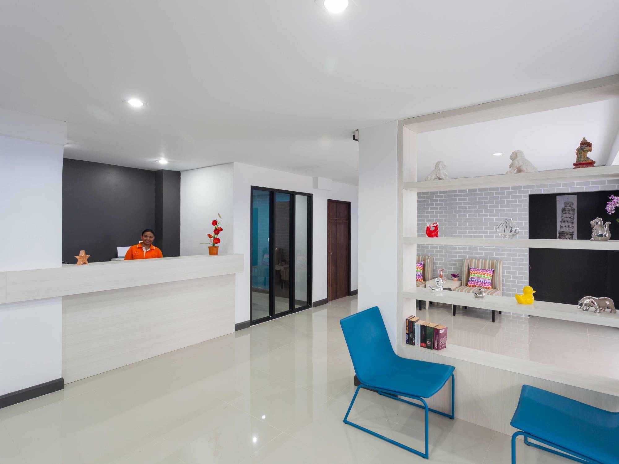 Simple Boutique Seabreeze Hotel Patong Luaran gambar