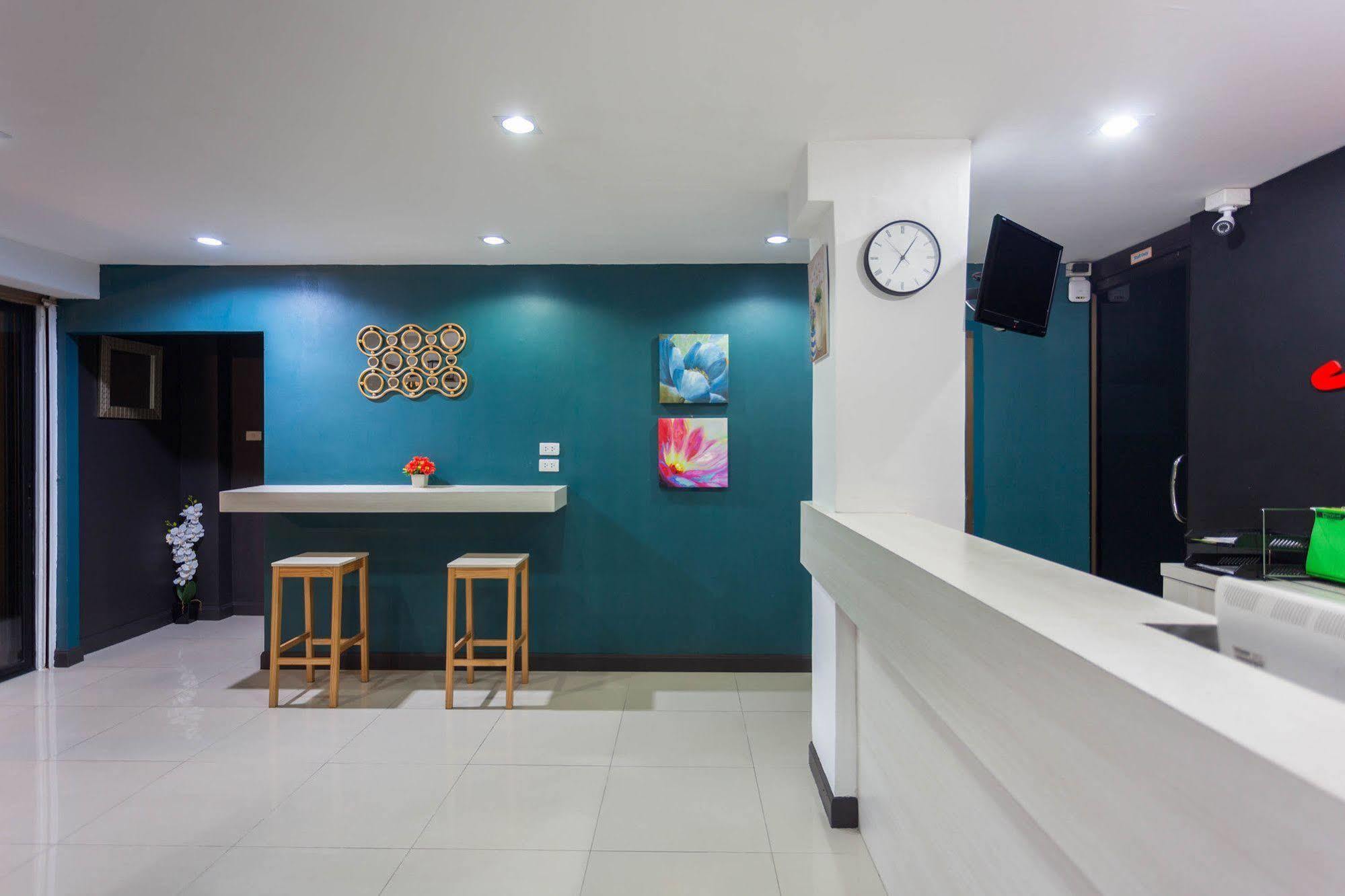 Simple Boutique Seabreeze Hotel Patong Luaran gambar